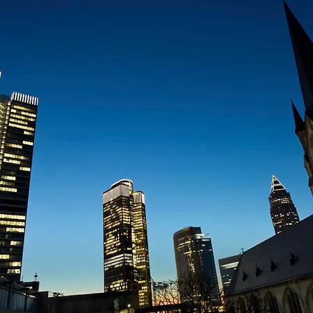 Hotel Savigny Frankfurt City-3